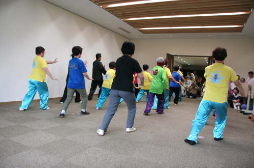 ８月１０日　当館で納骨堂への奉納演奏会が行われました