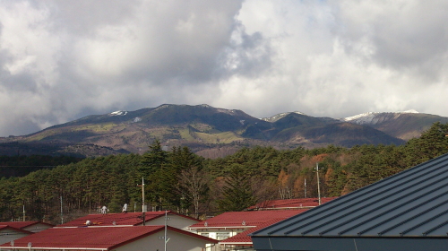 白根山に雪が降りました